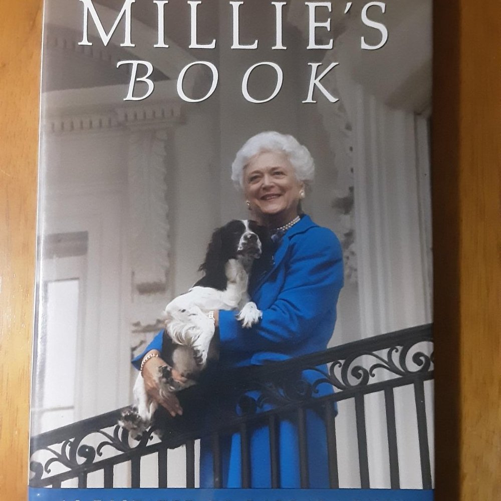 Millie's Book: As Dictated to Barbara Bush Hardcover – August 1, 1990